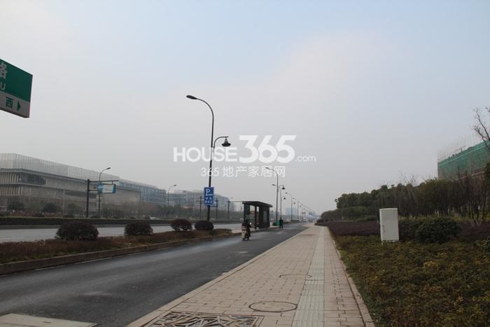 富力天贸广场项目周边交通配套——文一西路