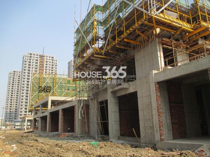 滨江万家名城二期19、24号楼施工进度 2015年2月摄