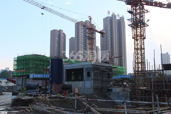 东方龙城最新工程进度（2015年7月摄）